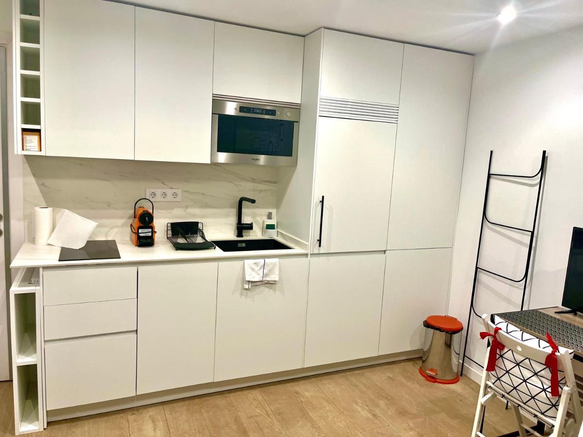 Apartamento Tesoro Calle, Precioso Estudio Super Equipado Dos En Malasana Madri
